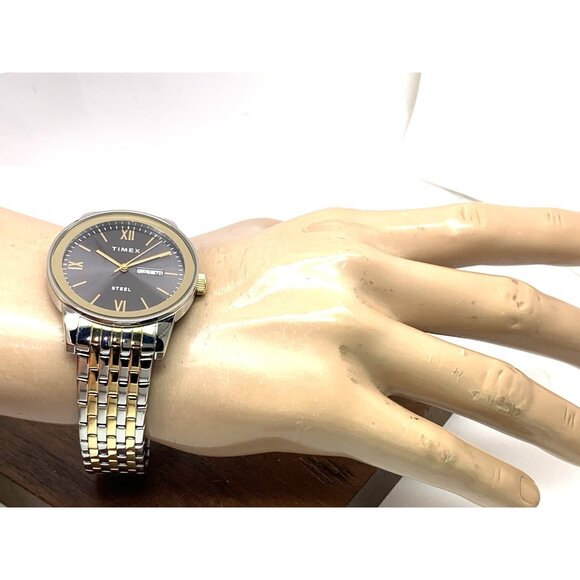 Timex Men's Watch TW2T50500 Quartz Gray Dial Two Tone Stainless Steel 41mm - Picture 4 of 13